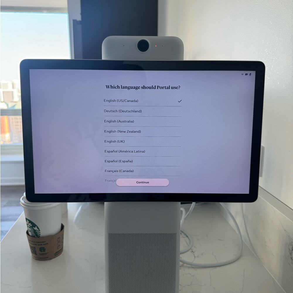 Facebook Portal - Picture 2 of 3